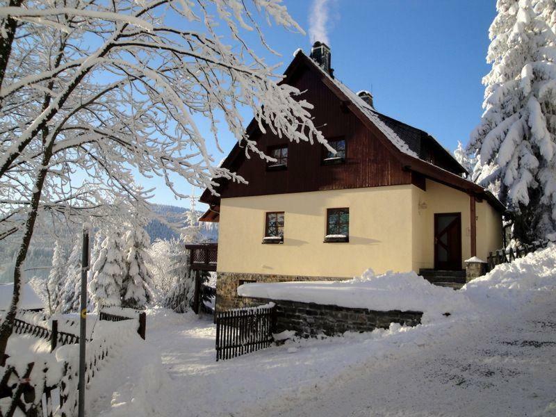 Ferienhaus-Bergtraum-Ferienwohnung-Fanni クロルト・オーバーヴィーゼンタール エクステリア 写真