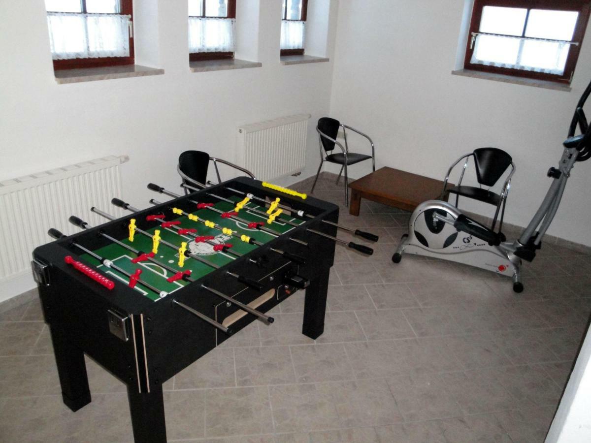 Ferienhaus-Bergtraum-Ferienwohnung-Fanni クロルト・オーバーヴィーゼンタール エクステリア 写真